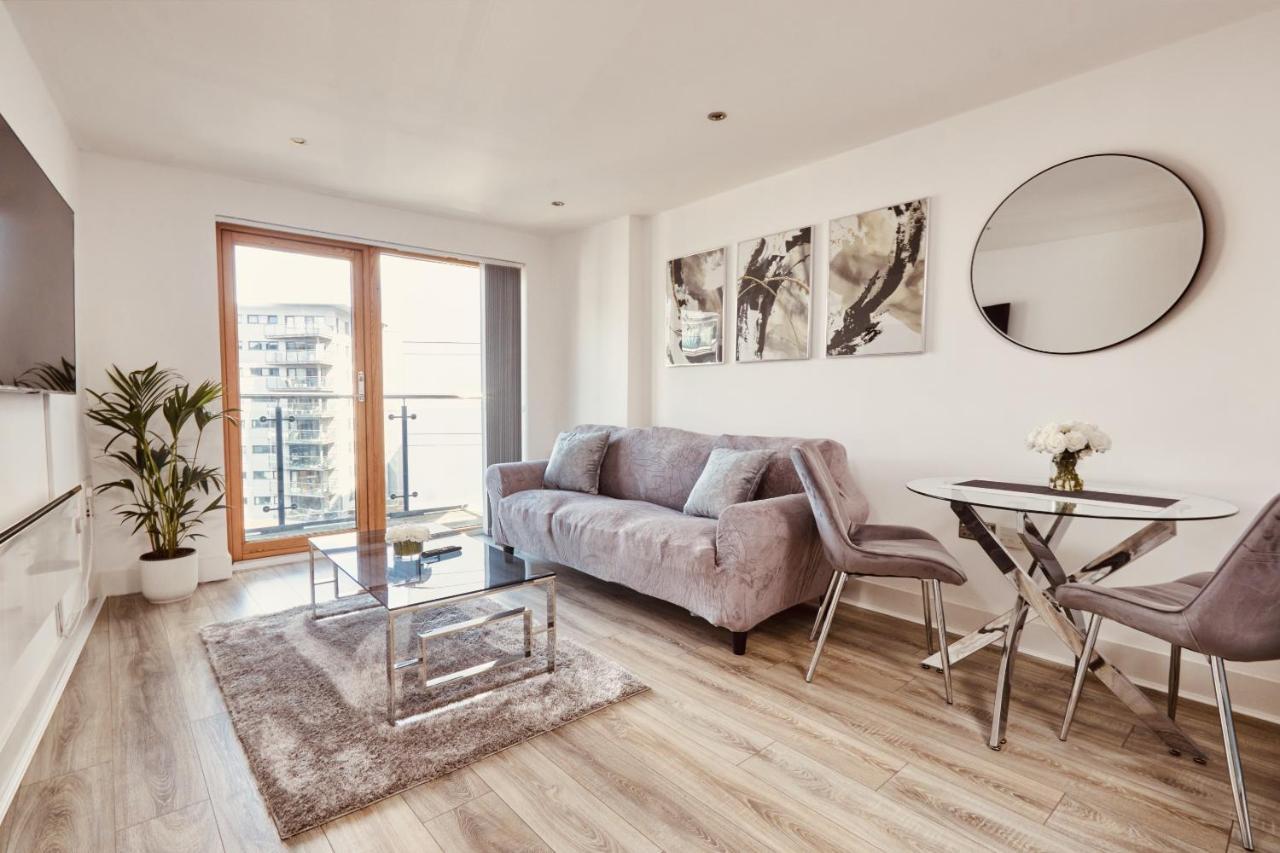 Deluxe River Canal View & Free Secure Parking! Leeds  Extérieur photo