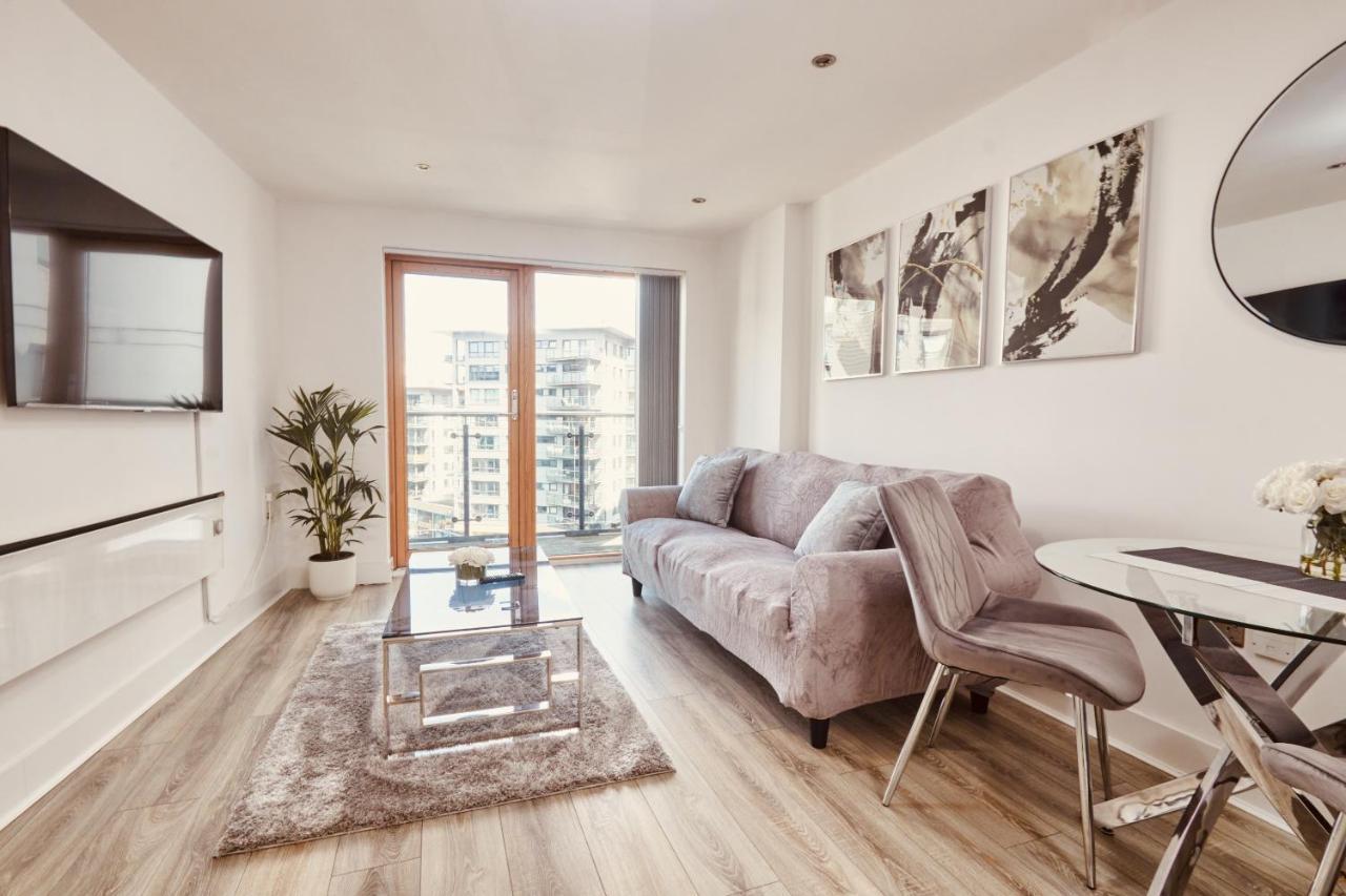 Deluxe River Canal View & Free Secure Parking! Leeds  Extérieur photo