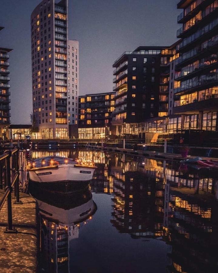 Deluxe River Canal View & Free Secure Parking! Leeds  Extérieur photo