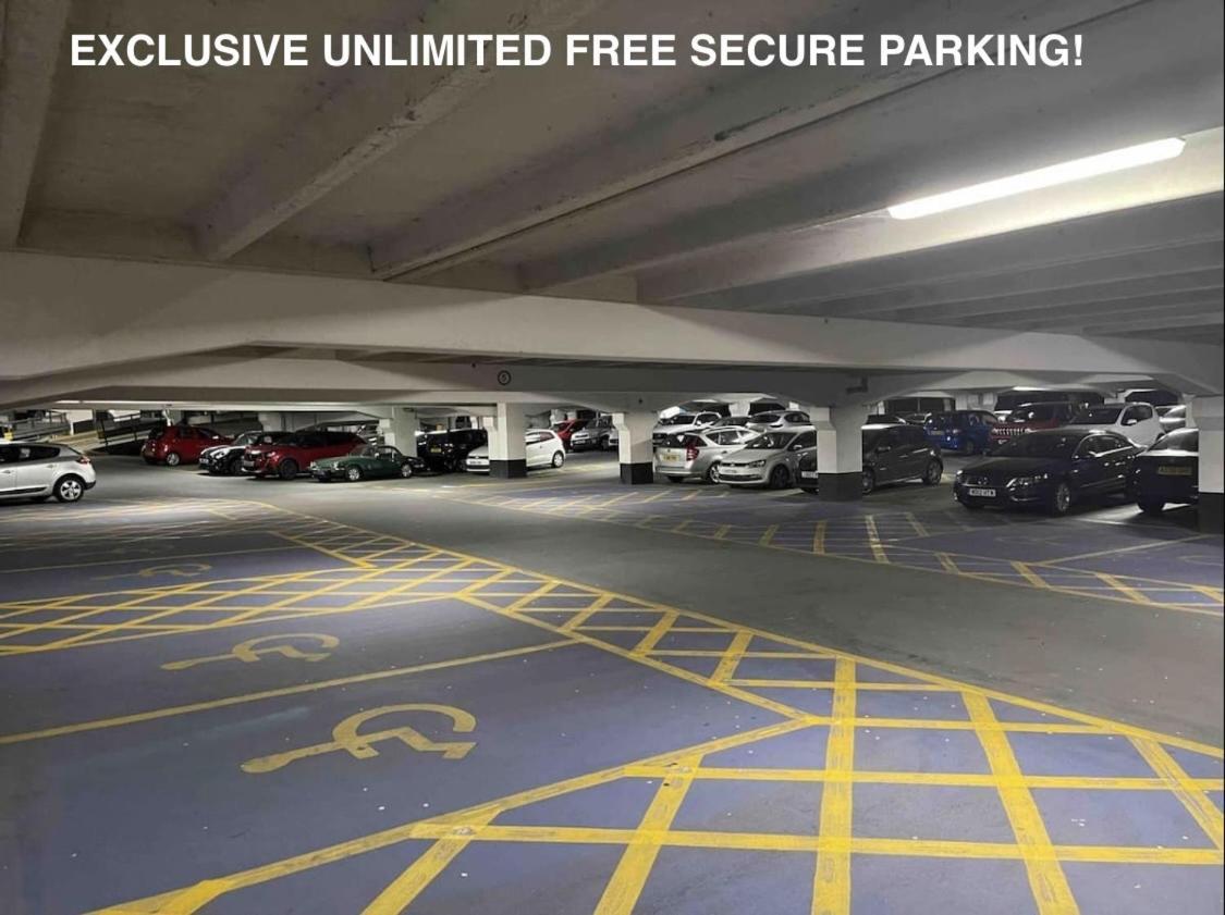 Deluxe River Canal View & Free Secure Parking! Leeds  Extérieur photo